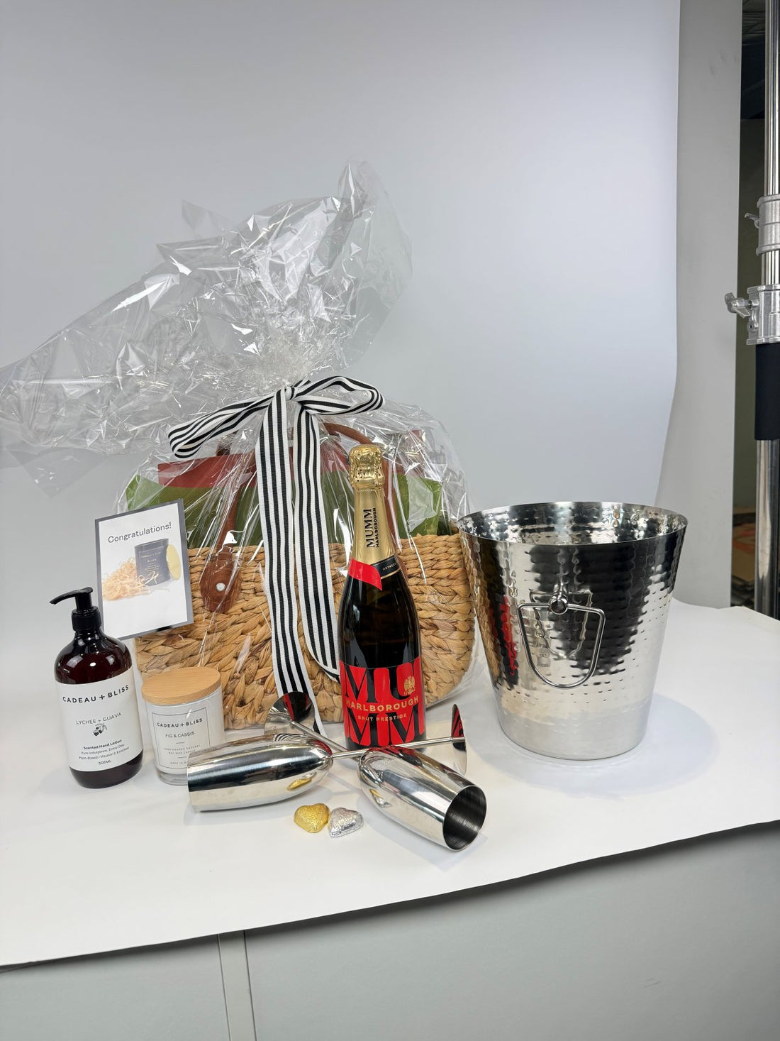 Premium Gifts Over $200: The Australian Guide to Making a Lasting Impression
