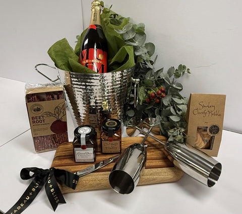 Wine and Nibbles Box - NEW!