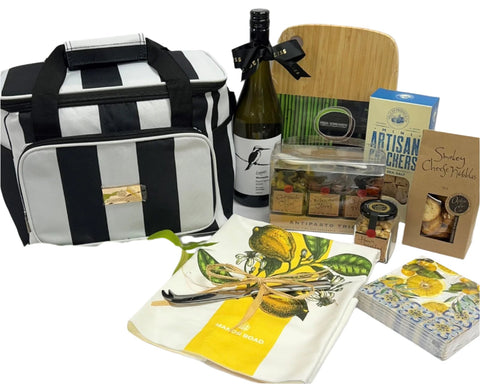 CHANDON PICNIC ESKY HAMPER